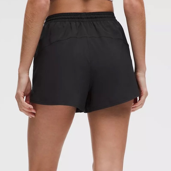 Pace Rival High-Rise Short 3" - Picture 2 of 4